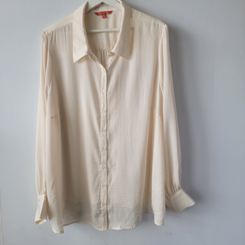 Modcloth women's button up top size 3X long sleeve cream Work Career